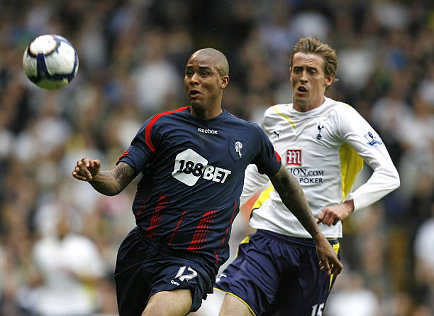 现代五项的 现代五项的