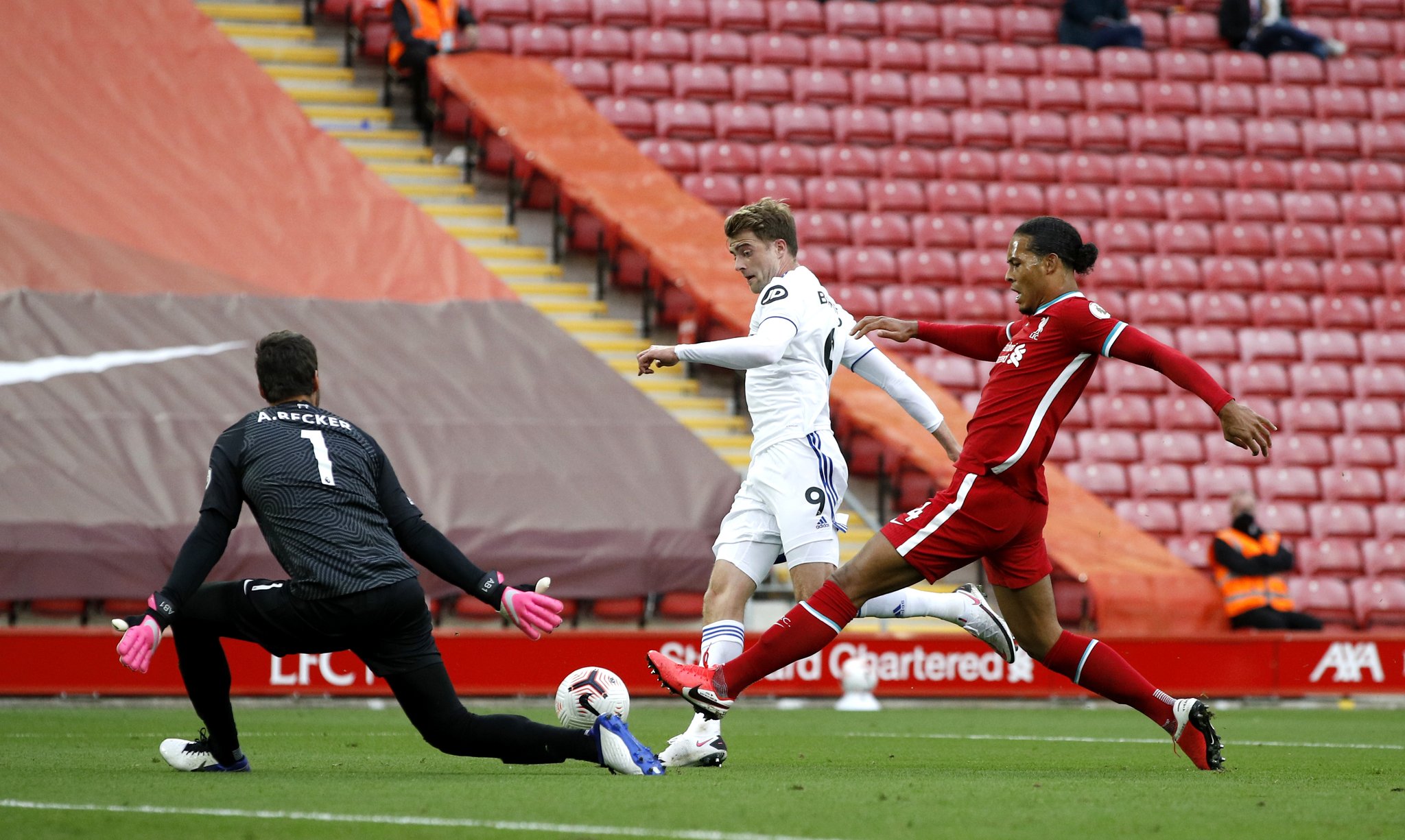 响力的多项 响力的多项